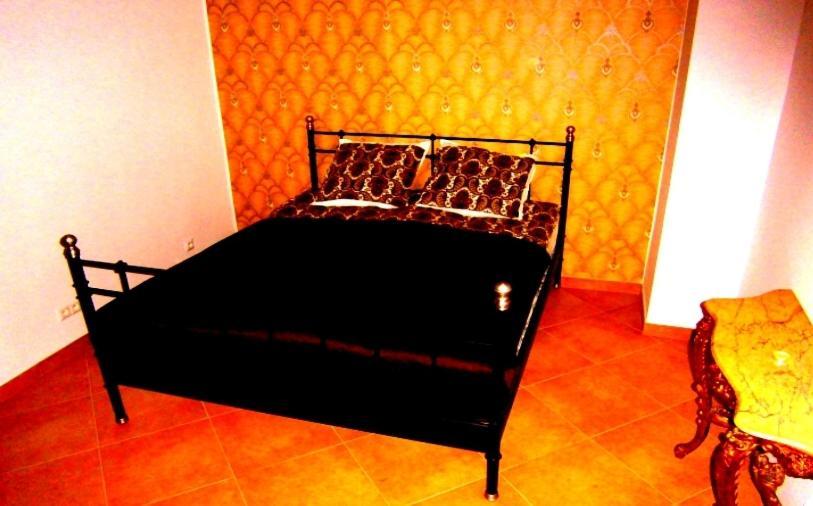 Central Apartments *